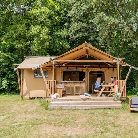 CANVAS AND WOOD TENT 5 people - Loubine safari tent