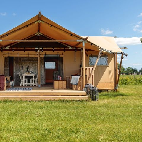 CANVAS AND WOOD TENT 6 people - Halibut safari tent