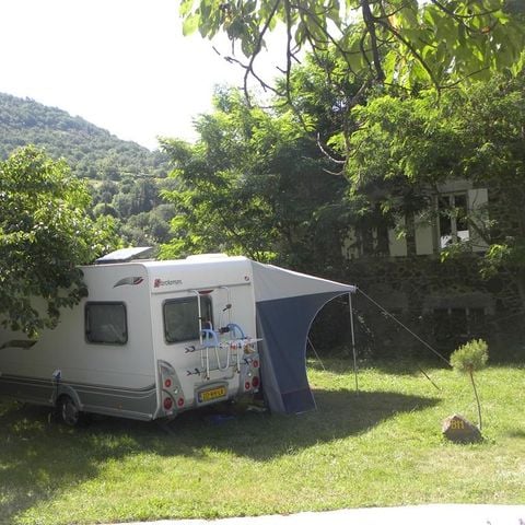 PARCELA - Parcela + 1 coche + tienda o caravana