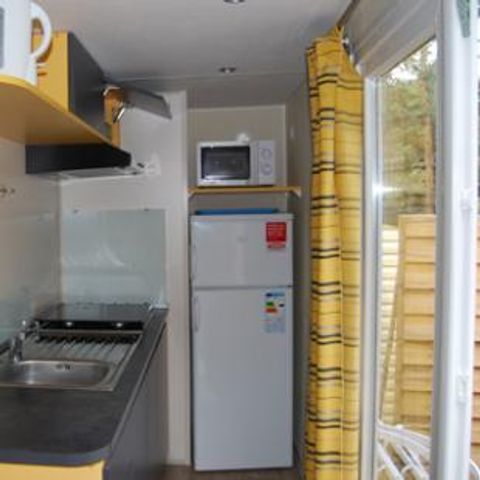 MOBILHOME 6 personnes - Standard Relax 33m² - 3 chambres + Terrasse avec Parasol