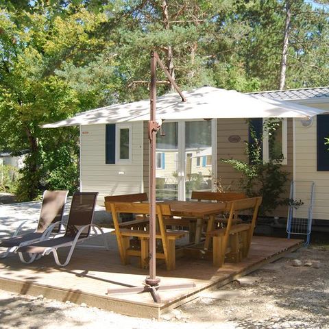 MOBILHOME 6 personnes - Standard Relax 33m² - 3 chambres + Terrasse avec Parasol