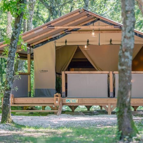 CANVAS AND WOOD TENT 5 people - Lodge Insolite Pinède 46m² - 2 bedrooms + Covered terrace + Plancha