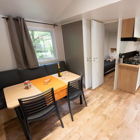 MOBILHEIM 4 Personen - Premium Trendy 28m² - 2 Schlafzimmer + überdachte Terrasse + Clim + TV