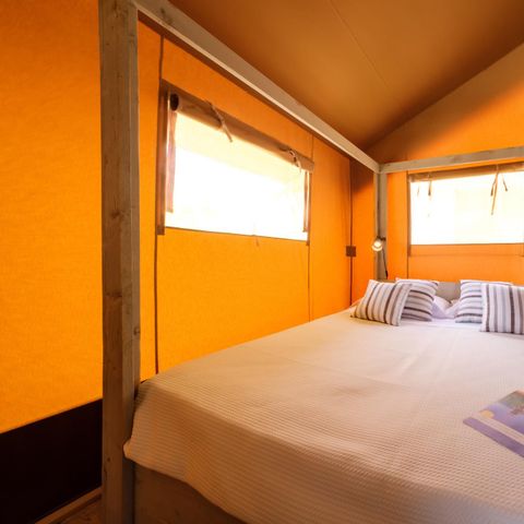 TENT 5 people - Grand Safari Glamping, 2 bedrooms