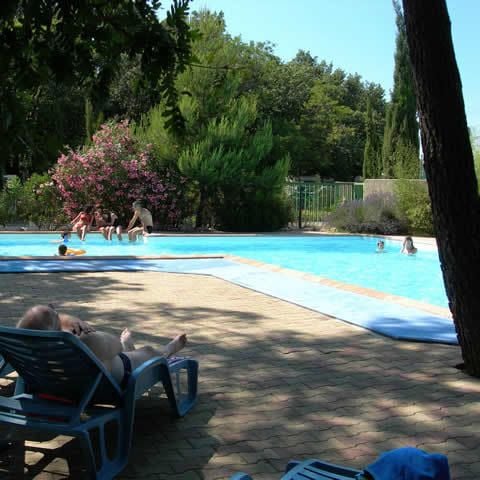 Camping Le Bois Des Ecureuils - Camping Gard