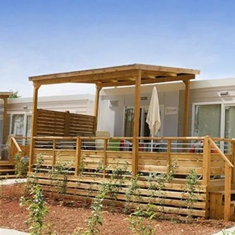 MOBILHOME 6 personas - Confort | 3 Dormitorios | 6 Pers | Terraza cubierta | 2 baños | Aire acondicionado