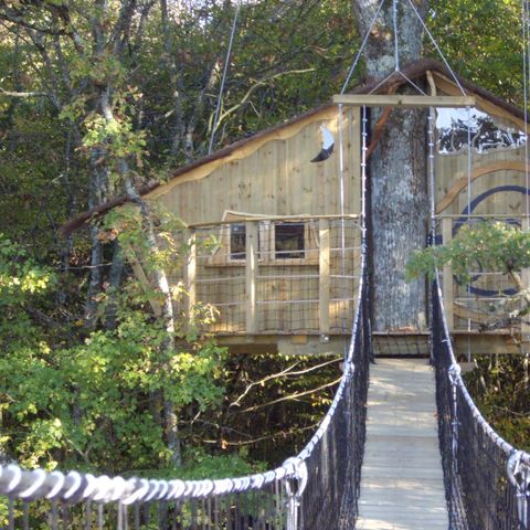 ALOJAMIENTO INUSUAL 2 personas - CABANE en los árboles