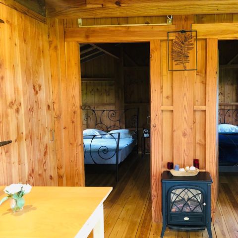 ALOJAMIENTO INUSUAL 6 personas - Cabaña familiar con jacuzzi en el bosque 1/6 pers