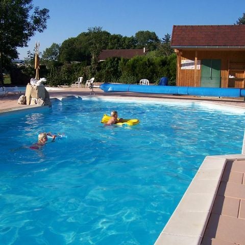 Camping Les Mérilles - Camping Giura - Image N°2