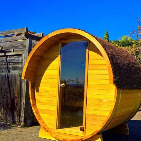 HÉBERGEMENT INSOLITE 2 personnes - Chambre Tonneau BARREL - 1 chambre (sans sanitaires)