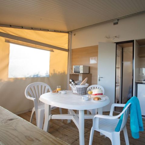 BUNGALOW 5 personas - Cabaña de lona 21 m² / 2 dormitorios - terraza cubierta (sin baño privado)