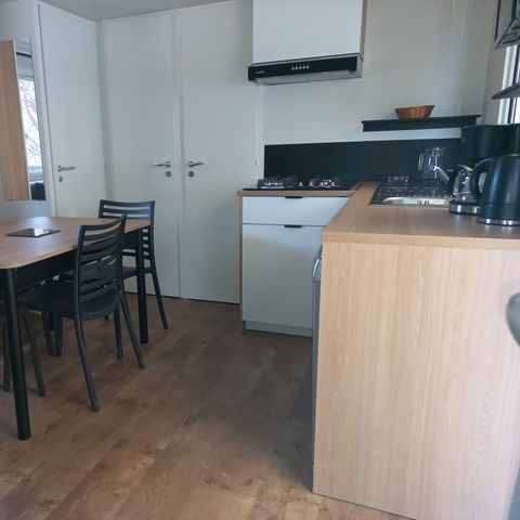 STACARAVAN 6 personen - NIEUW - 3 kamers met airconditioning, TV, vaatwasser - 34m² - Frankrijk