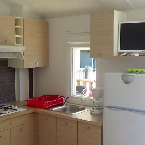 Stacaravan 6 personen - 3 kamers 32 m2 + airconditioning + TV