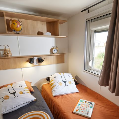 MOBILHOME 6 personnes - Green HomeFlower Premium 35m² (3ch - 6pers.) + Terrasse semi-couverte + TV + LV