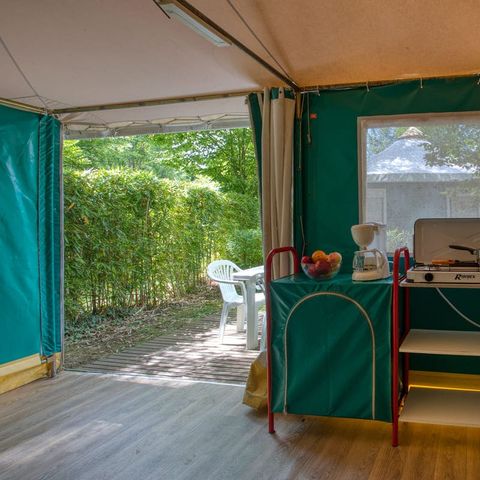 Bungalowtent 4 personen - BUREAU op terras zonder sanitair 16 m² (16 m²)