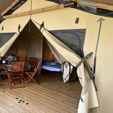 TENTE TOILE ET BOIS 4 personnes - Jungle Lodge 2 chambres terrasse couverte 34 m²