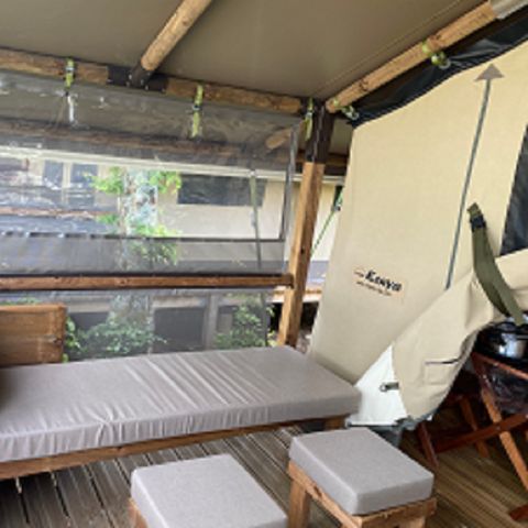 TENTE TOILE ET BOIS 4 personnes - Jungle Lodge 2 chambres terrasse couverte 34 m²