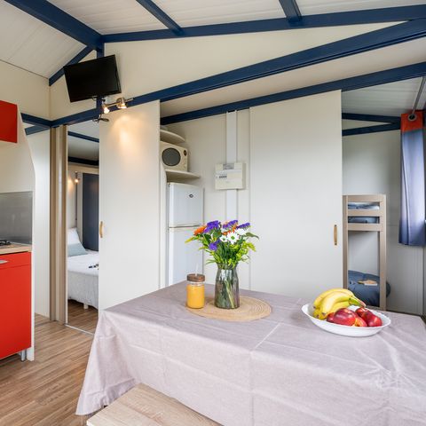 Chalet 4 personen - Standaard Chalet 20 m² (2 slaapkamers) met overdekt terras +TV