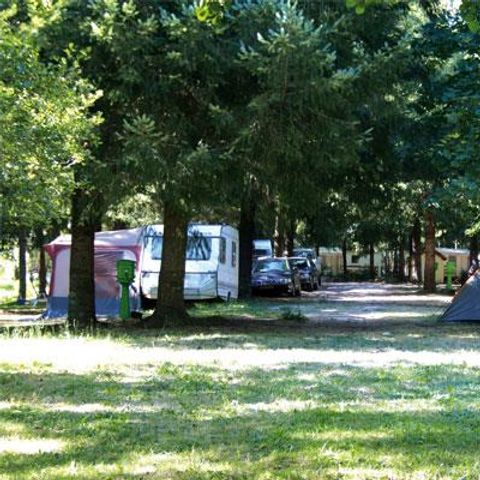 EMPLACEMENT - avec voiture