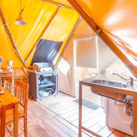 TENTE TOILE ET BOIS 4 personnes - TIPI Sans sanitaires