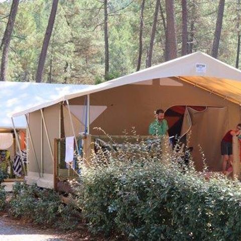 BUNGALOW DE LONA 5 personas - Bungalow de lona de 2 dormitorios Canadá - sin instalaciones sanitarias