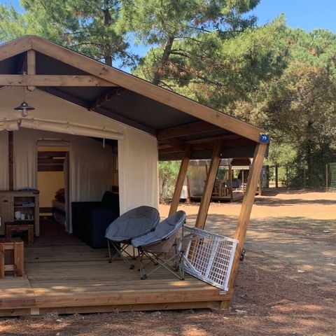 BUNGALOW DE LONA 5 personas - Freeflower Comfort+, con lavabo pero sin sanitarios