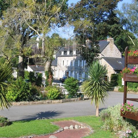 Camping du Manoir de Penn Ar Ster - Camping Finistère