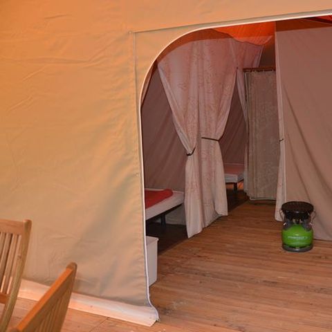 CANVAS AND WOOD TENT 6 people - Lodge Canada Confort 35m² without sanitary facilities