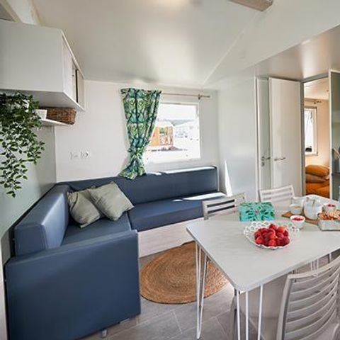 Mobilheim 4 Personen - Homeflower Premium 29 m² 2 Zimmer Klimaanlage, Tv, Geschirrspüler, XXL-Terrasse