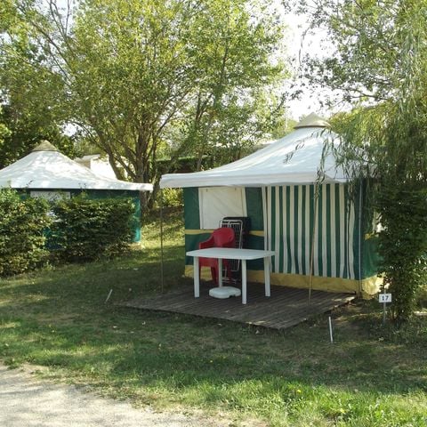 BUNGALOW DE LONA 4 personas - Albergue ecológico, sin instalaciones sanitarias