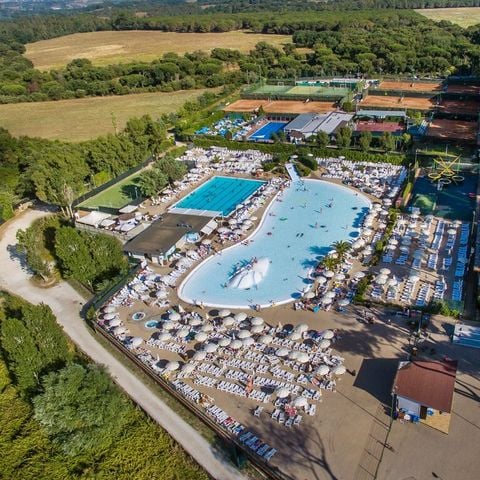 hu Fabulous Village - Camping Rome - Afbeelding N°0