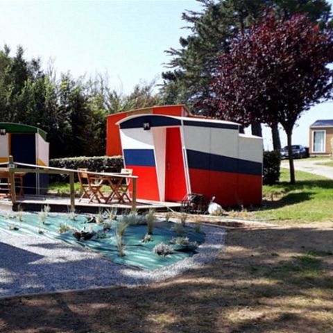 UNUSUAL ACCOMMODATION 2 people - Glamping "Rando Boat" (without sanitary facilities)