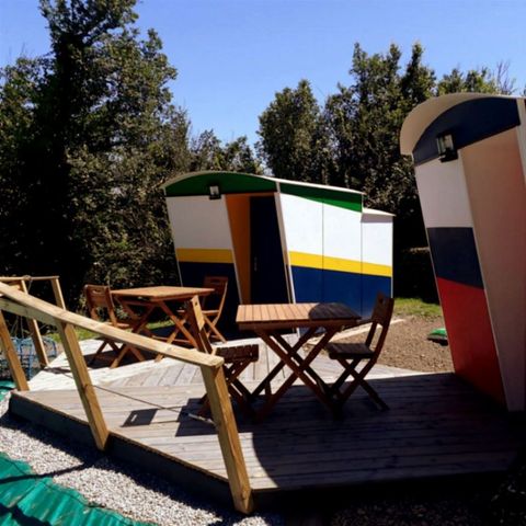 HÉBERGEMENT INSOLITE 2 personnes - Glamping  "Rando Boat" (sans sanitaires)