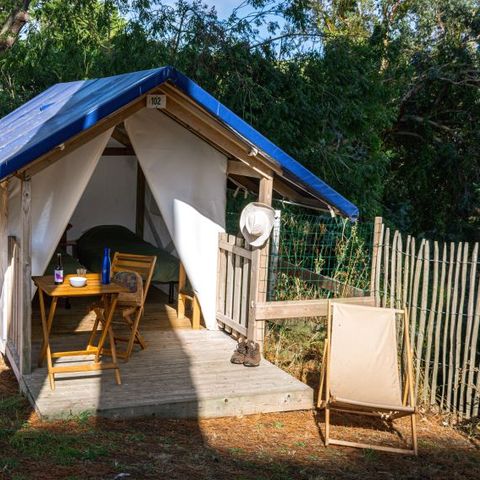 HÉBERGEMENT INSOLITE 2 personnes - Glamping "Rando Toilé" (sans sanitaires)