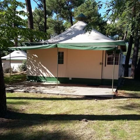 TENDA DA CAMPEGGIO 5 persone - Pagan - Arrivo domenica - con servizi igienici