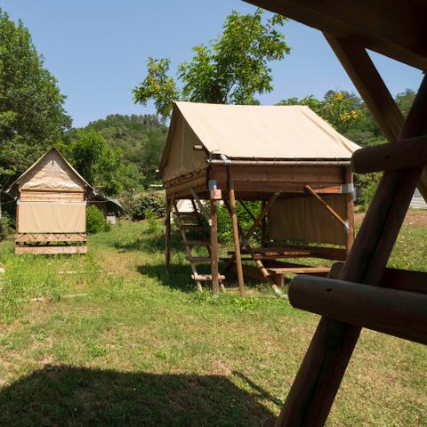 CANVAS AND WOOD TENT 2 people - Standard bivouac on stilts -1hp