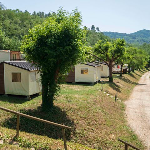 Bungalowtent 5 personen - Tithome 21m² - Standaard - 2 kamers - Geen sanitair - Overdekt terras