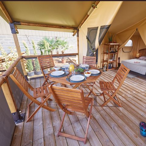 Safaritent 4 personen - Safari Bali 35m² - Comfort - 2bed - Terras