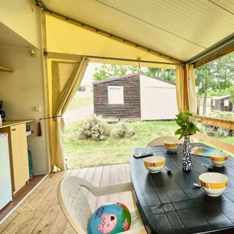 TENTE TOILE ET BOIS 4 personnes - Bungalow Toilé 3 Pièces 4 adultes (+ 1 enfant -9 ans) Sans Sanitaire