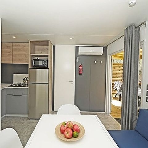 MOBILHOME 6 personnes - Mobil-home | Premium | 3 Ch. | 6 Pers. | Terrasse Couverte | 2 SDB | Clim. | TV