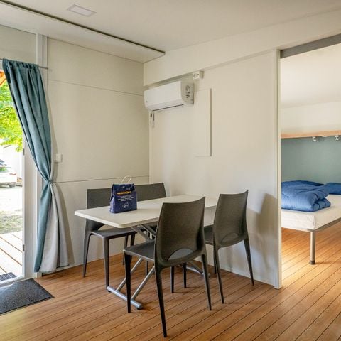 MOBILHOME 6 personnes - Mobil-home | Comfort | 2 Ch. | 4/6 Pers. | Terrasse surélevée | Clim.