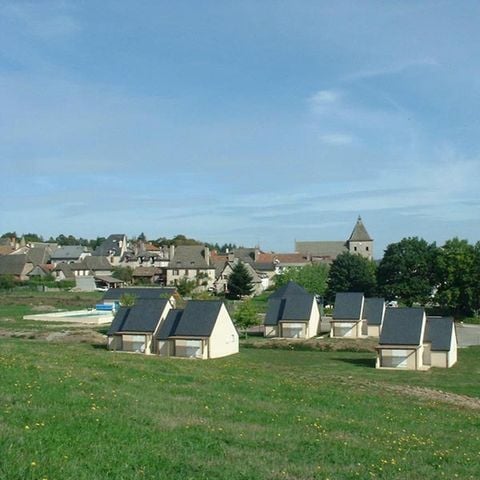 Camping L'Etang Aux Hirondelles - Camping Cantal