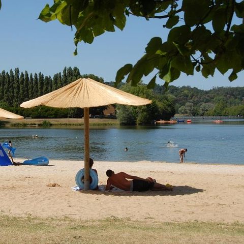 Camping Le Lac des Varennes - Camping Sarthe