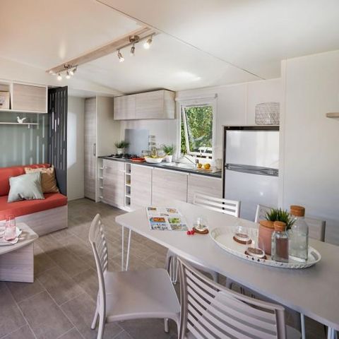 Stacaravan 4 personen - Comfort 29m² (2 kamers) + 6m² halfoverdekt terras