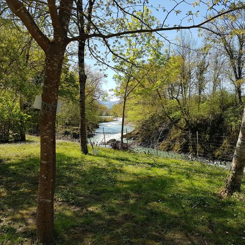 PIAZZOLA - Lato fiume: auto + tenda/roulotte o camper