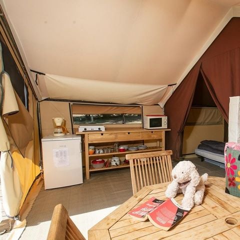 Safaritent 5 personen - Lodge tent - geen sanitair, geen verwarming - 2 kamers