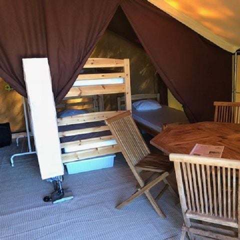 Safaritent 5 personen - Lodge tent - geen sanitair, geen verwarming - 2 kamers