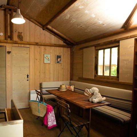 UNUSUAL ACCOMMODATION 5 people - Cabane Perchée - 2 bedrooms