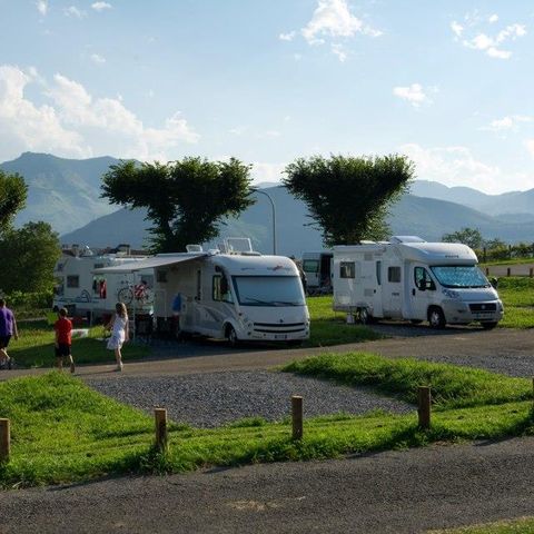 PARZELLE - Stellplatz Zelt, Wohnwagen, Wohnmobil