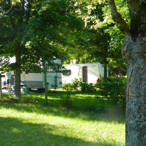 EMPLACEMENT - Forfait Randonneur (à pied ou à vélo / 1 tente sans électricité)